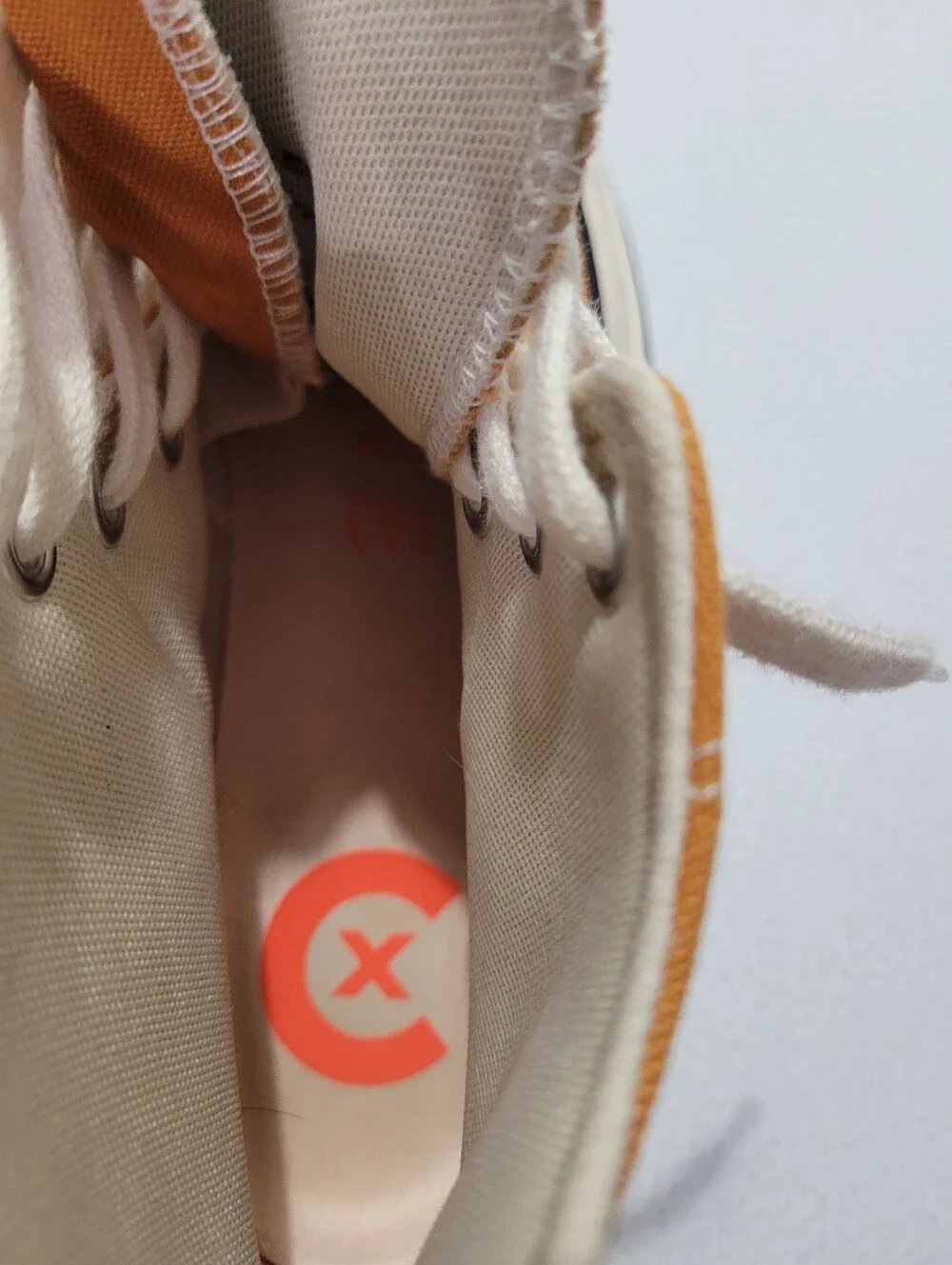 Converse converrssse run